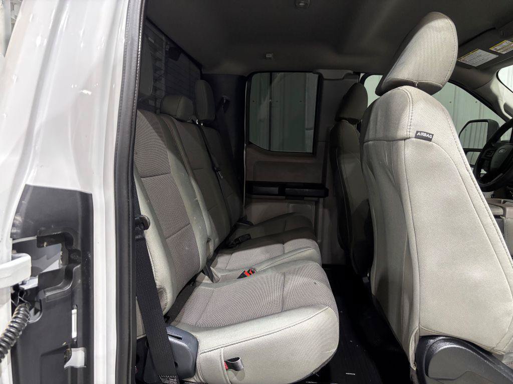 Used 2022 Ford F250 XL w/ Power Equipment Group AWD/4WD image 14