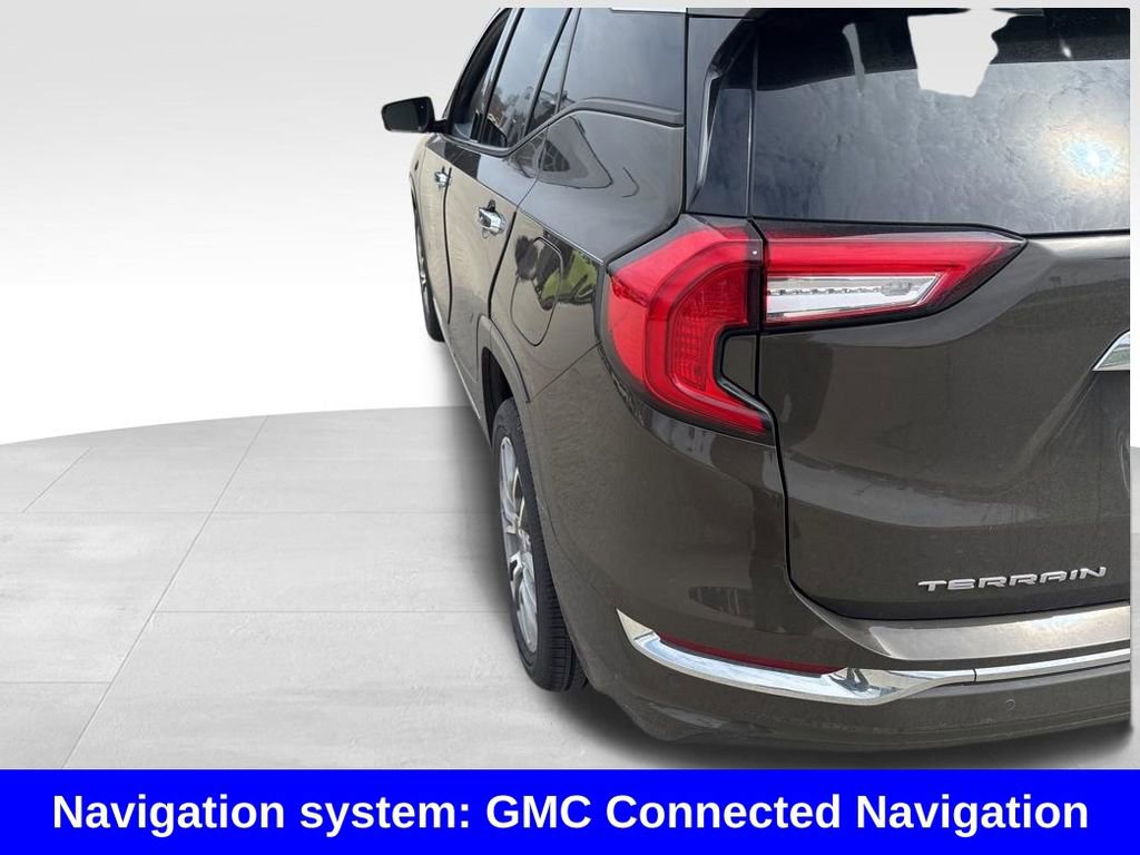Used 2024 GMC Terrain Denali image 4