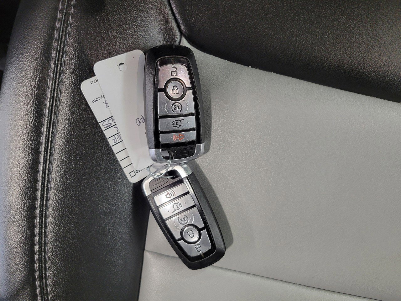 Used 2023 Ford Explorer XLT w/ Equipment Group 202A image 27