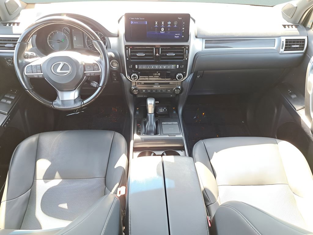 Used 2022 Lexus GX 460 Premium w/ Premium Package image 11
