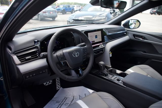 New 2026 Toyota Camry SE w/ Convenience Package FWD image 9