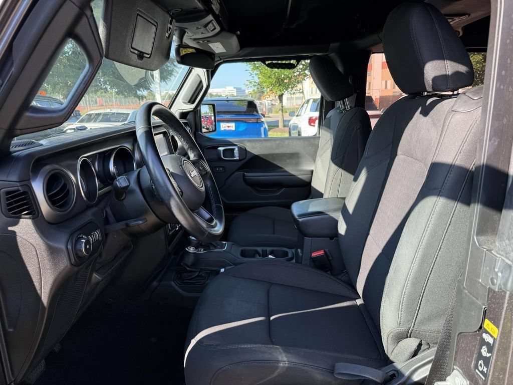 Used 2021 Jeep Wrangler Sport AWD/4WD image 14