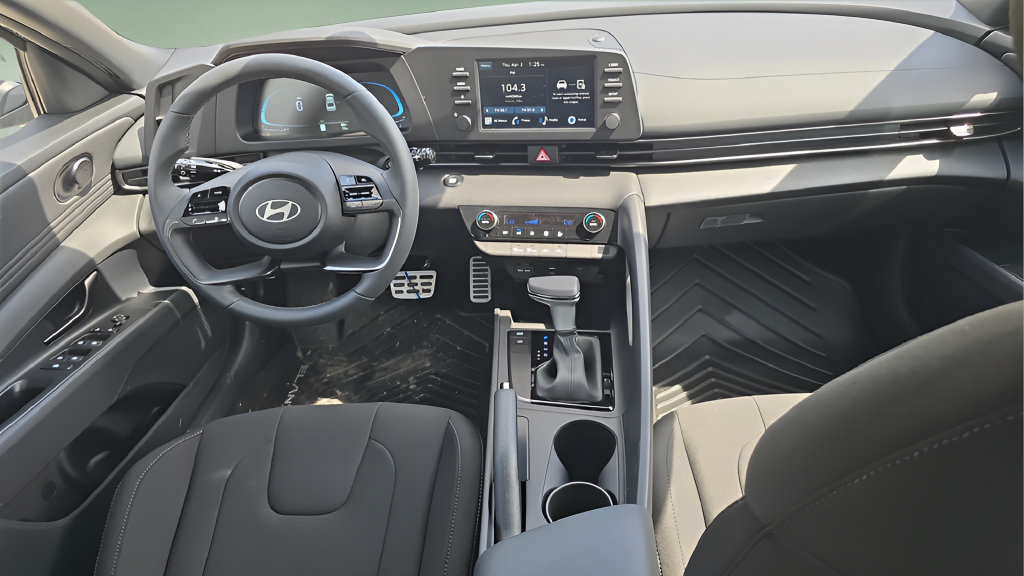 Certified 2026 Hyundai Elantra Sport FWD image 23