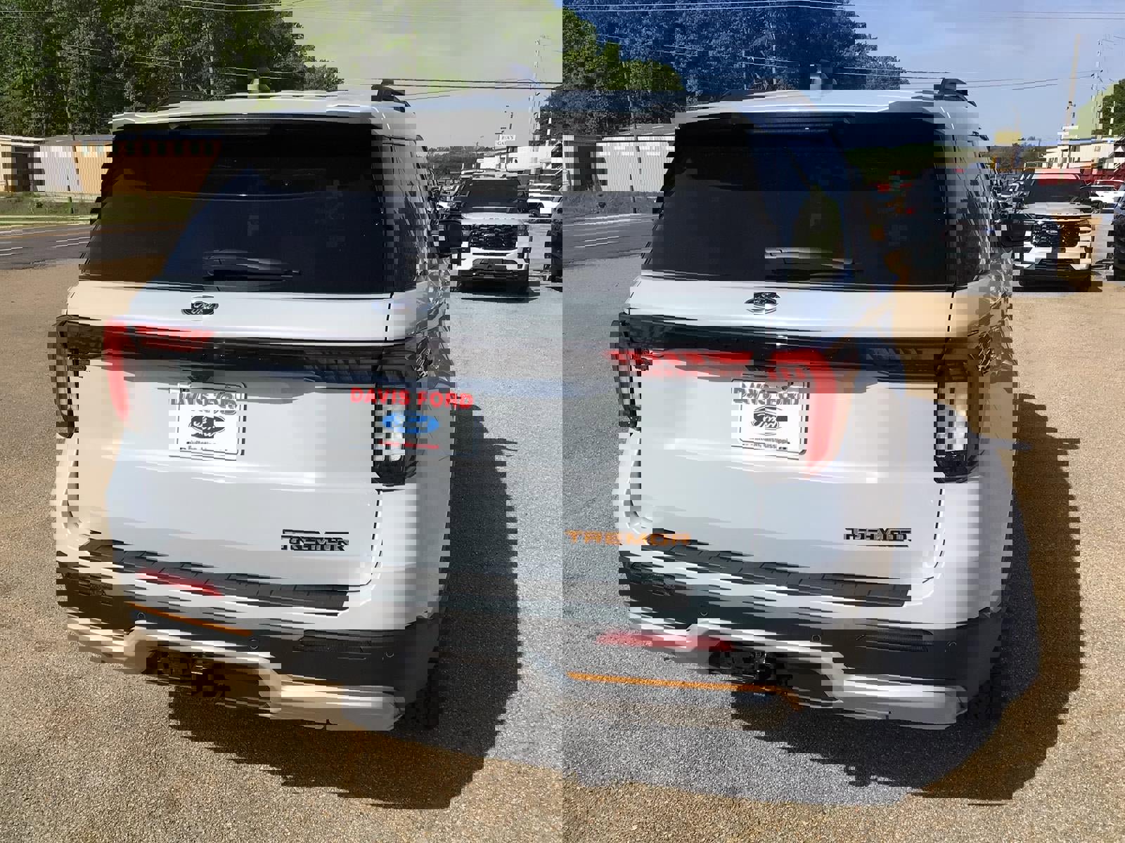 New 2026 Ford Explorer Tremor image 9