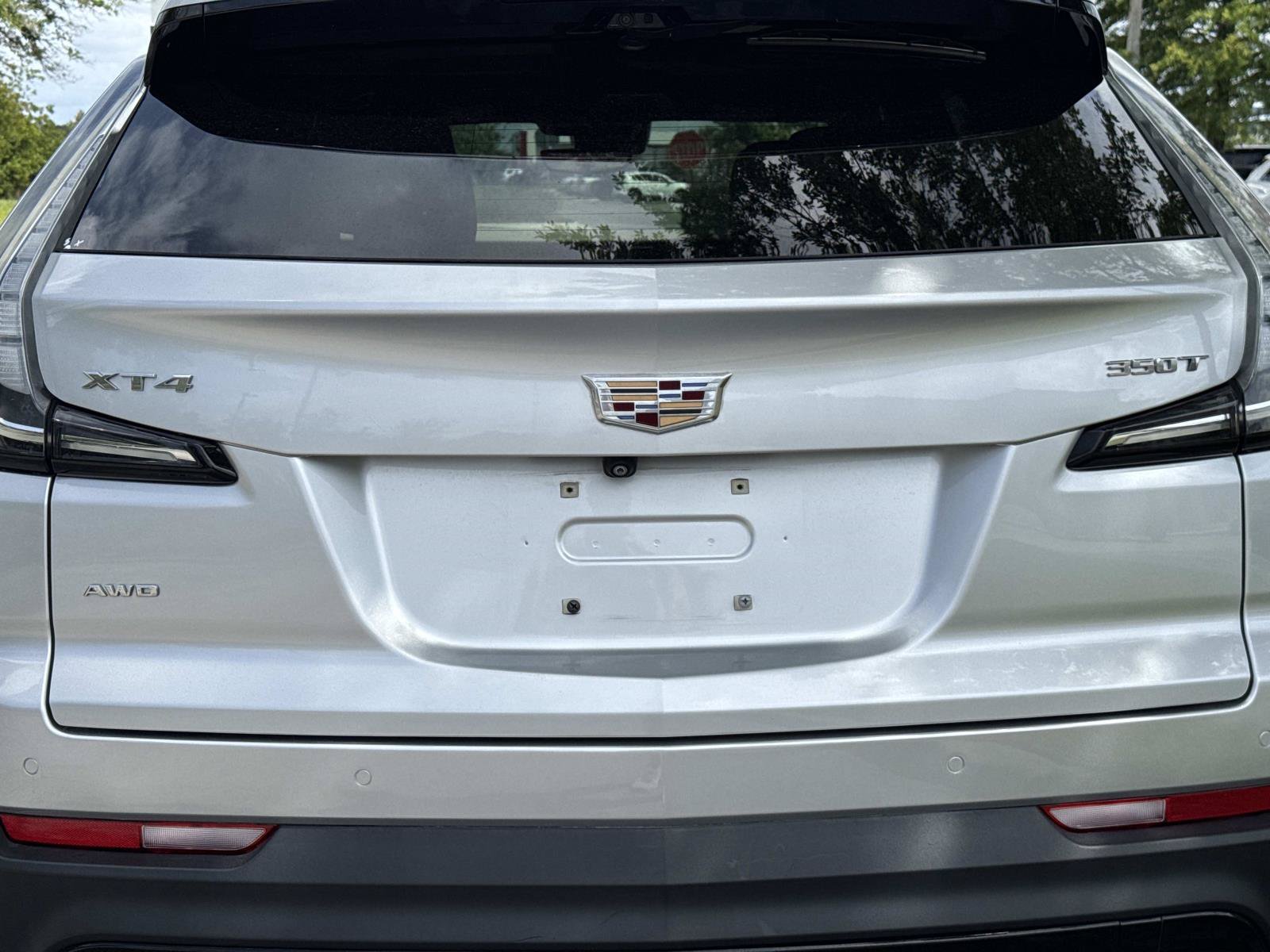 Used 2022 Cadillac XT4 Sport w/ Enhanced Visibility Package AWD/4WD image 10