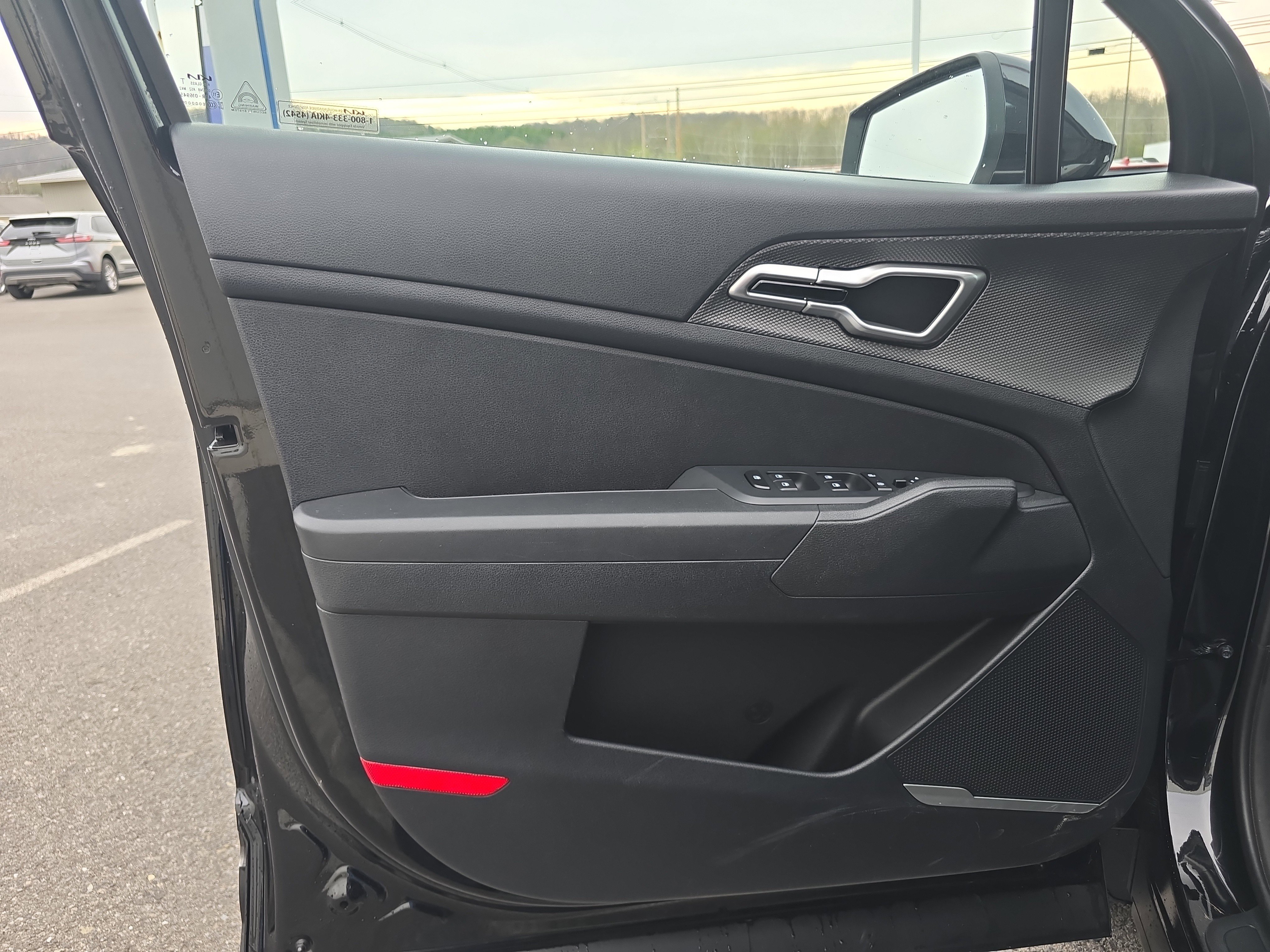 Used 2023 Kia Sportage LX image 17