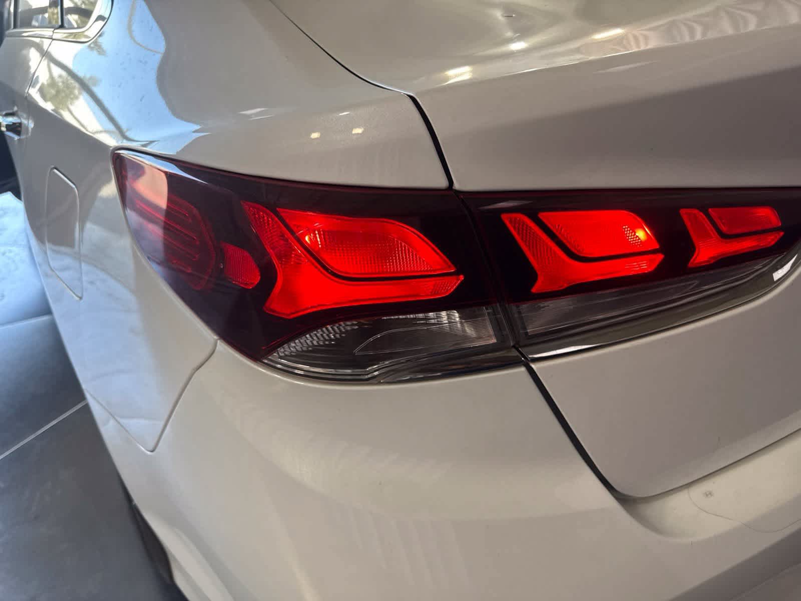 Used 2019 Hyundai Sonata Sport FWD image 13