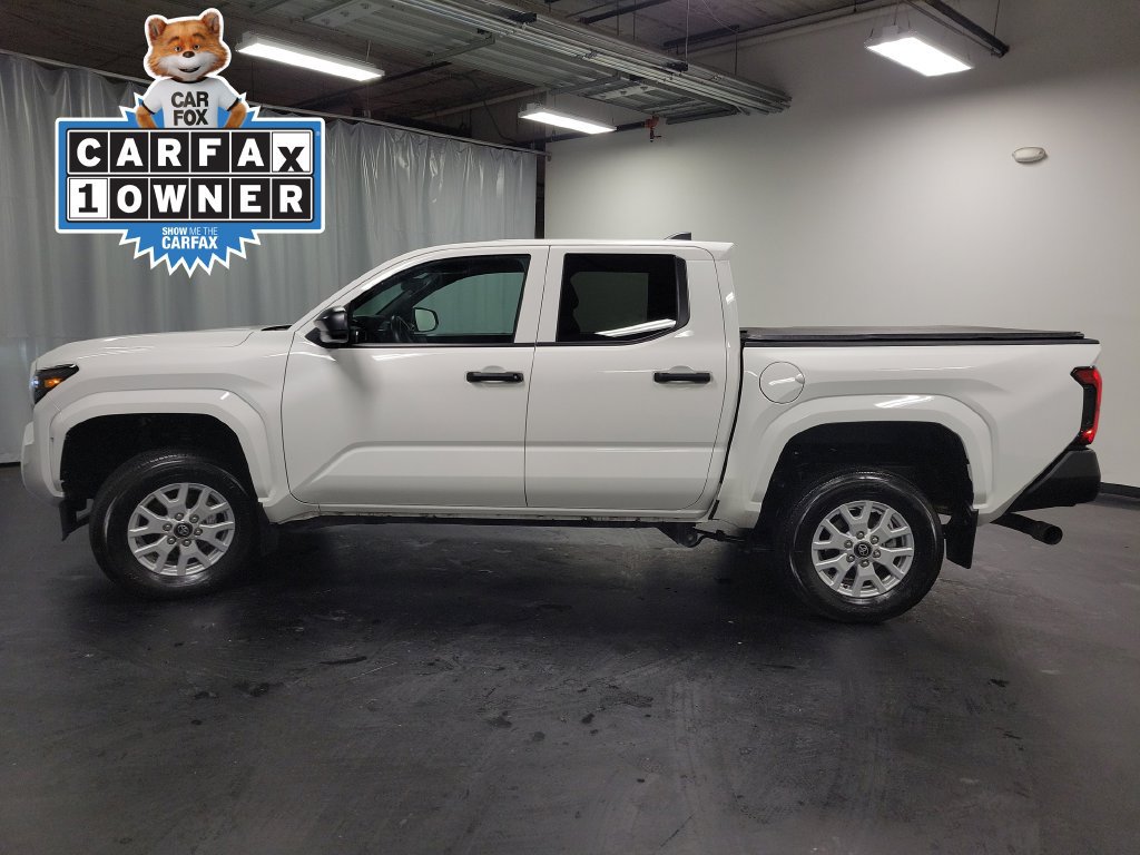 Used 2024 Toyota Tacoma SR w/ SR Upgrade Package AWD/4WD image 5
