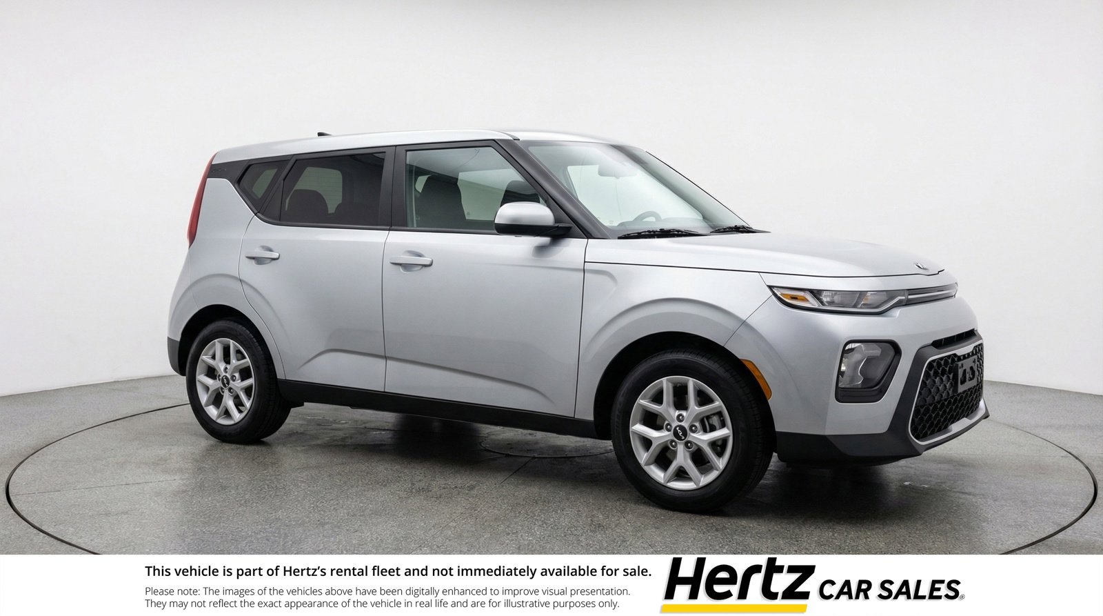 Used 2025 Kia Soul LX w/ LX Technology Package FWD image 1