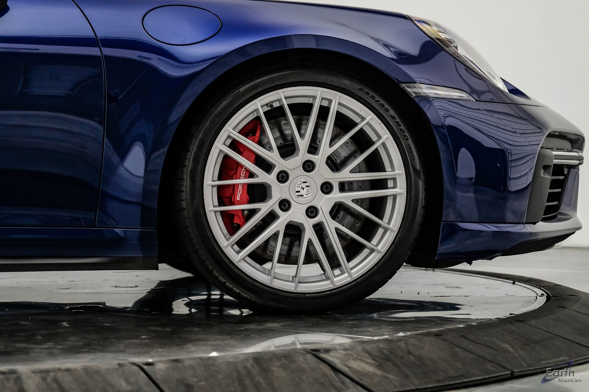 Used 2021 Porsche 911 Turbo image 89