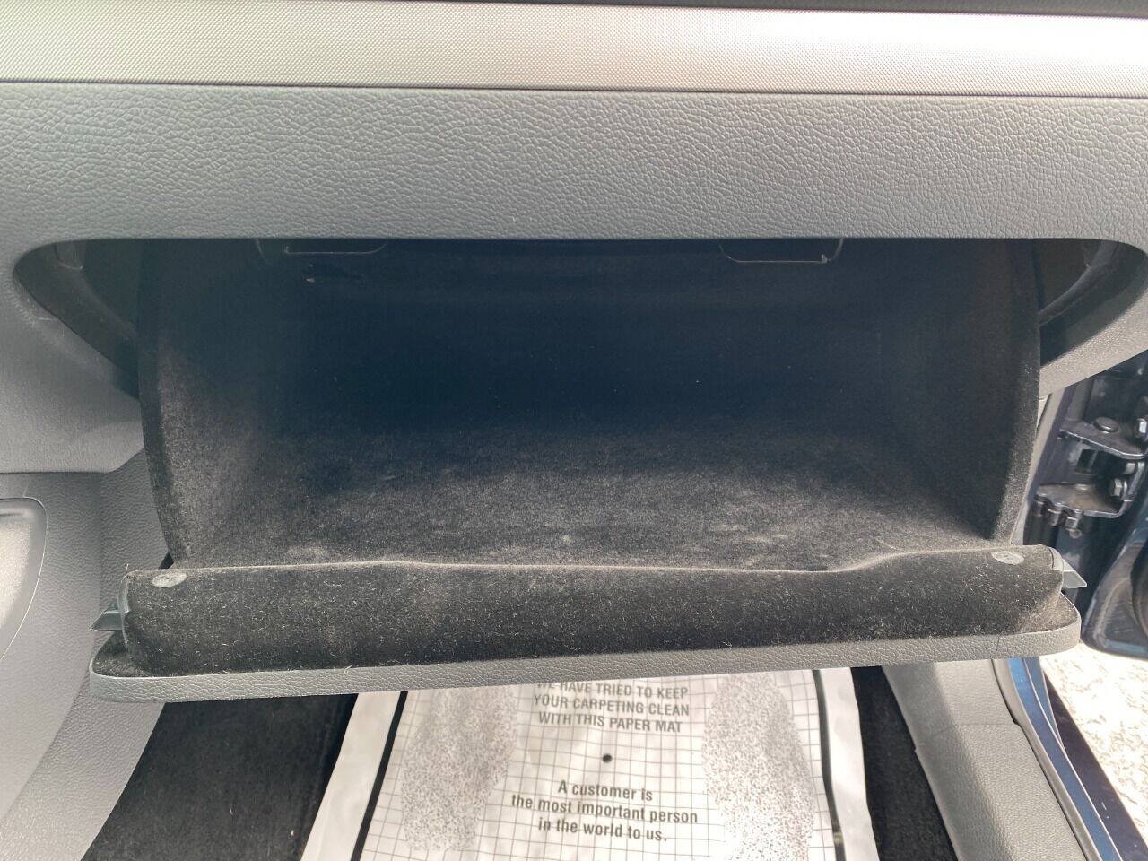 Used 2009 Volkswagen Jetta TDI FWD image 29