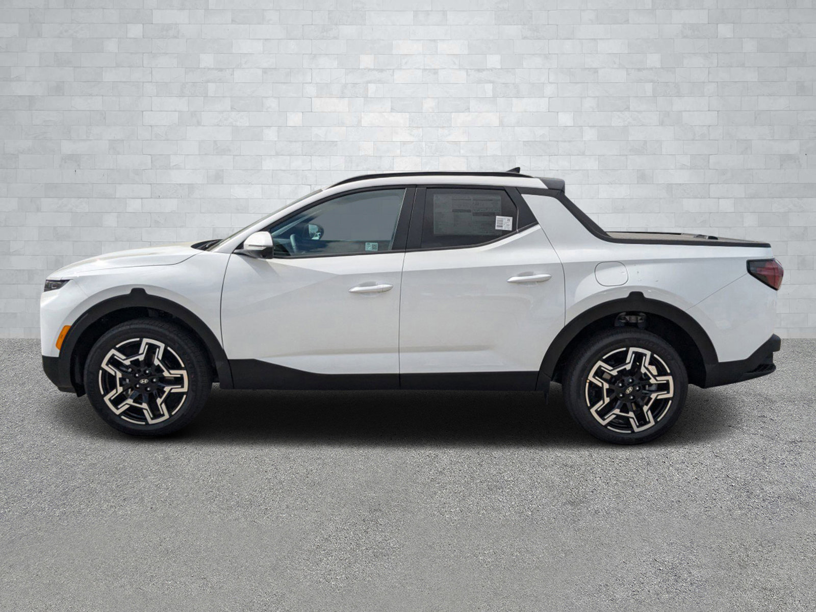 New 2025 Hyundai Santa Cruz Limited image 8