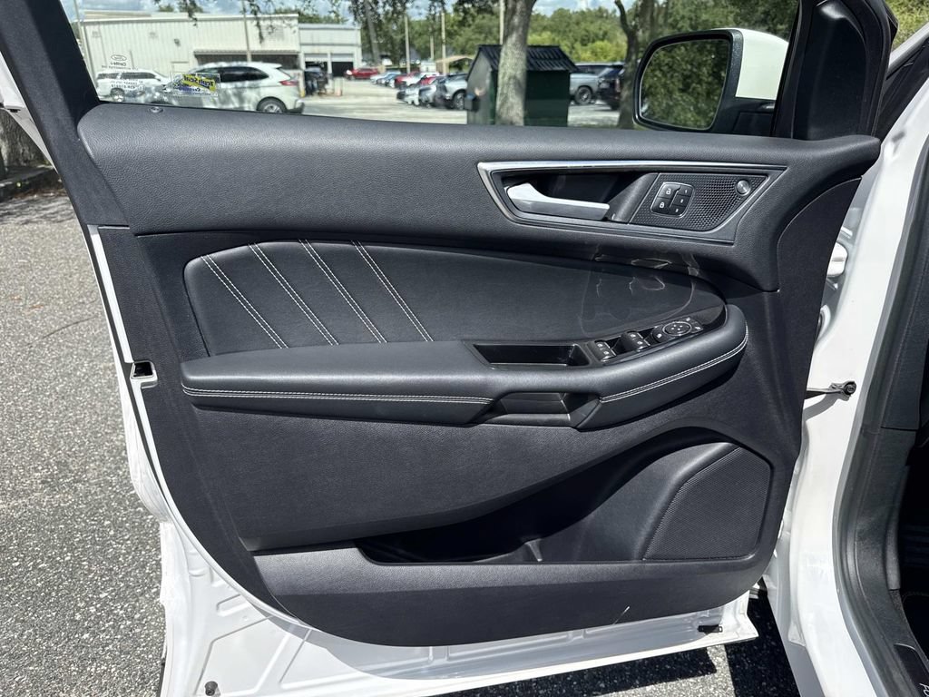 Used 2019 Ford Edge ST w/ Equipment Group 401A AWD/4WD image 18