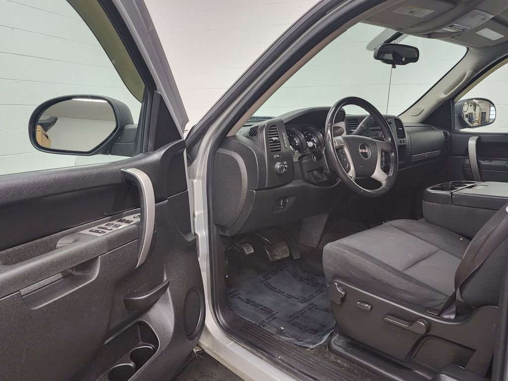 Used 2010 GMC Sierra 1500 SLE w/ Power Pack Plus AWD/4WD image 11