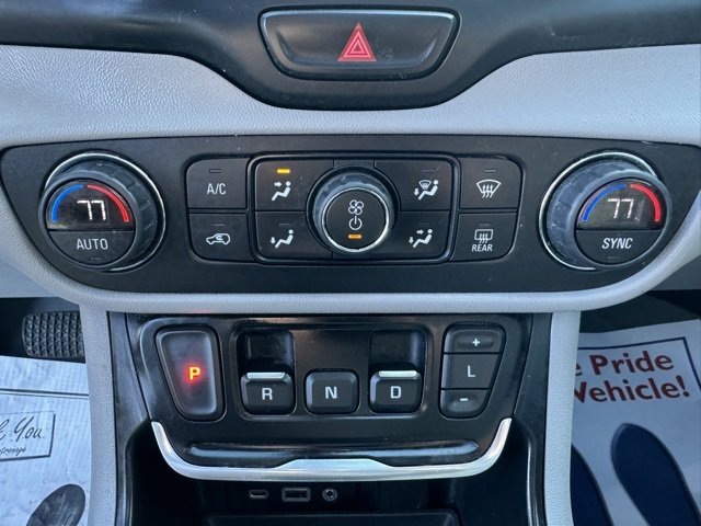 Used 2020 GMC Terrain SLT w/ Preferred Package image 15