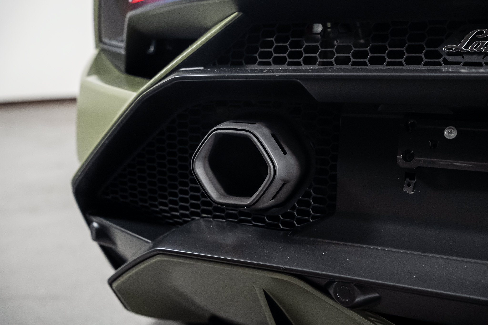 Used 2023 Lamborghini Huracan Tecnica RWD image 26