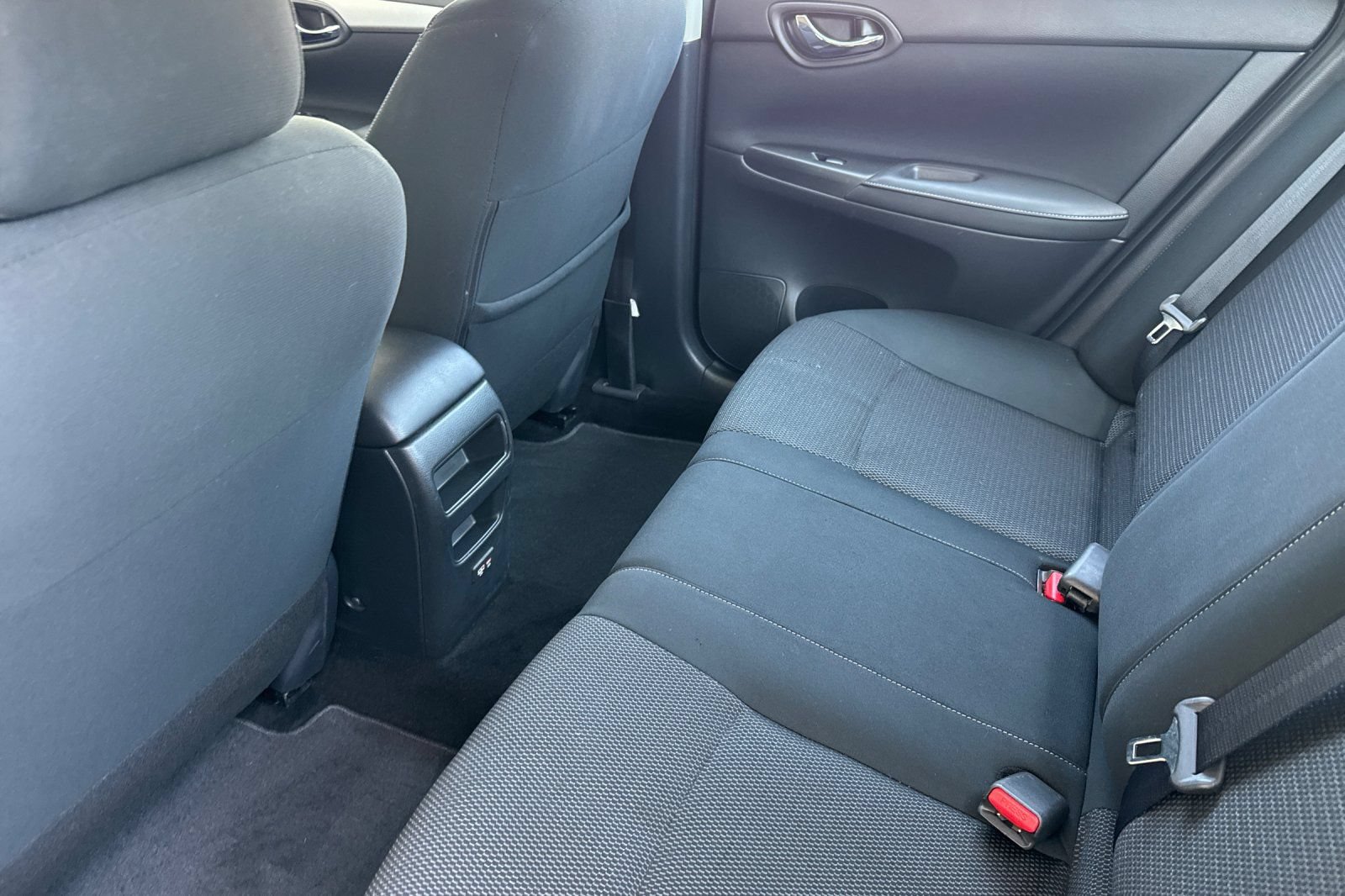Used 2019 Nissan Sentra S FWD image 12