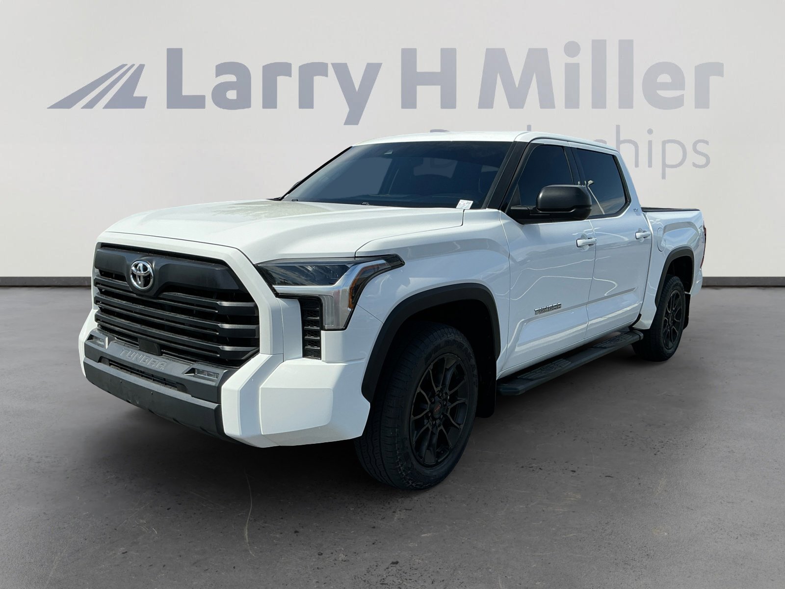 Used 2023 Toyota Tundra SR5 w/ SR5 Premium Package