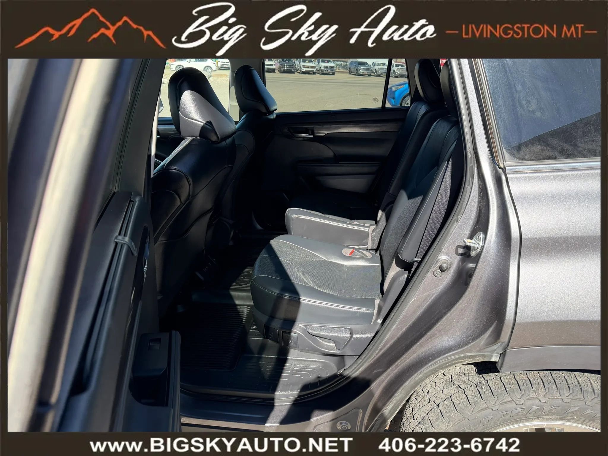 Used 2021 Toyota Highlander Limited image 17