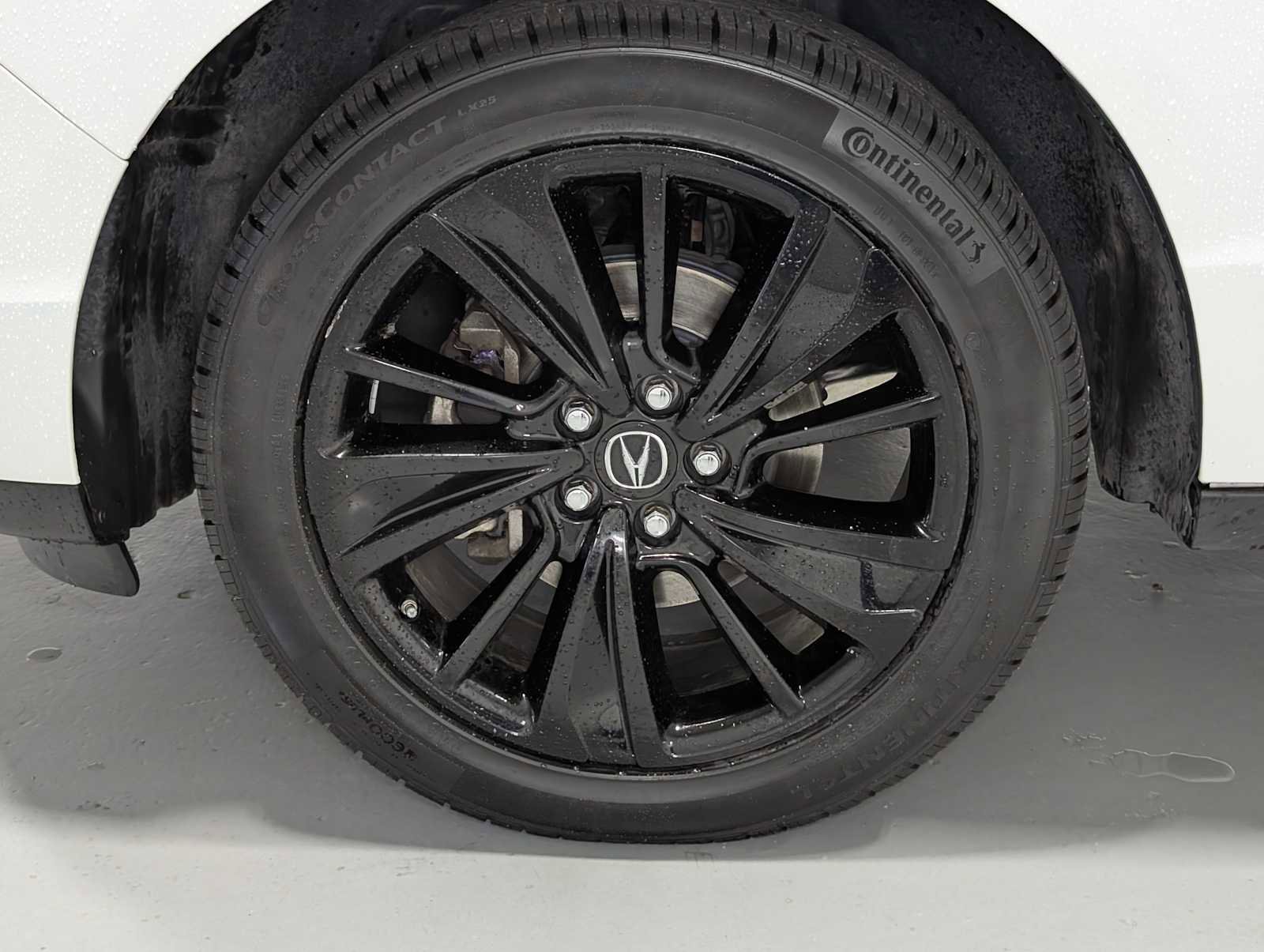 Used 2020 Acura MDX SH-AWD w/ Technology Package image 3