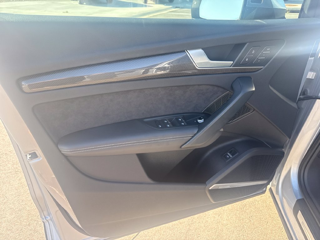 Used 2018 Audi SQ5 Premium Plus AWD/4WD image 12