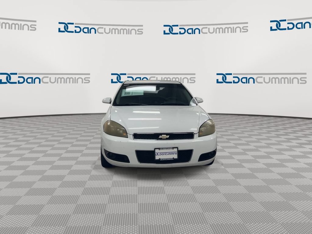 Used 2012 Chevrolet Impala LTZ FWD image 3