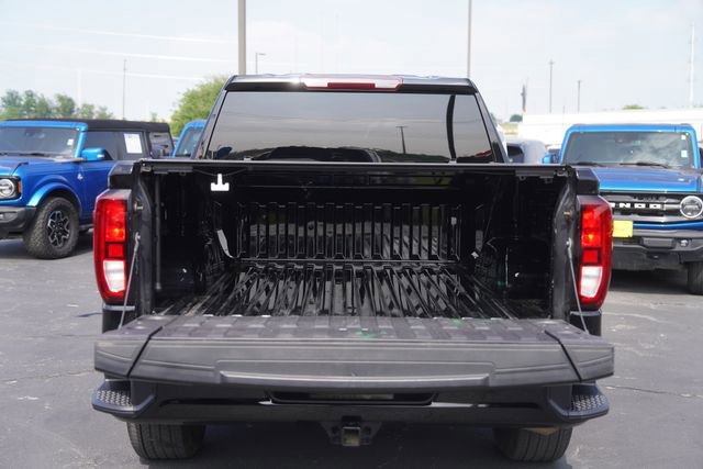 Used 2025 GMC Sierra 1500 Elevation w/ LPO, Elevation Black Package AWD/4WD image 31