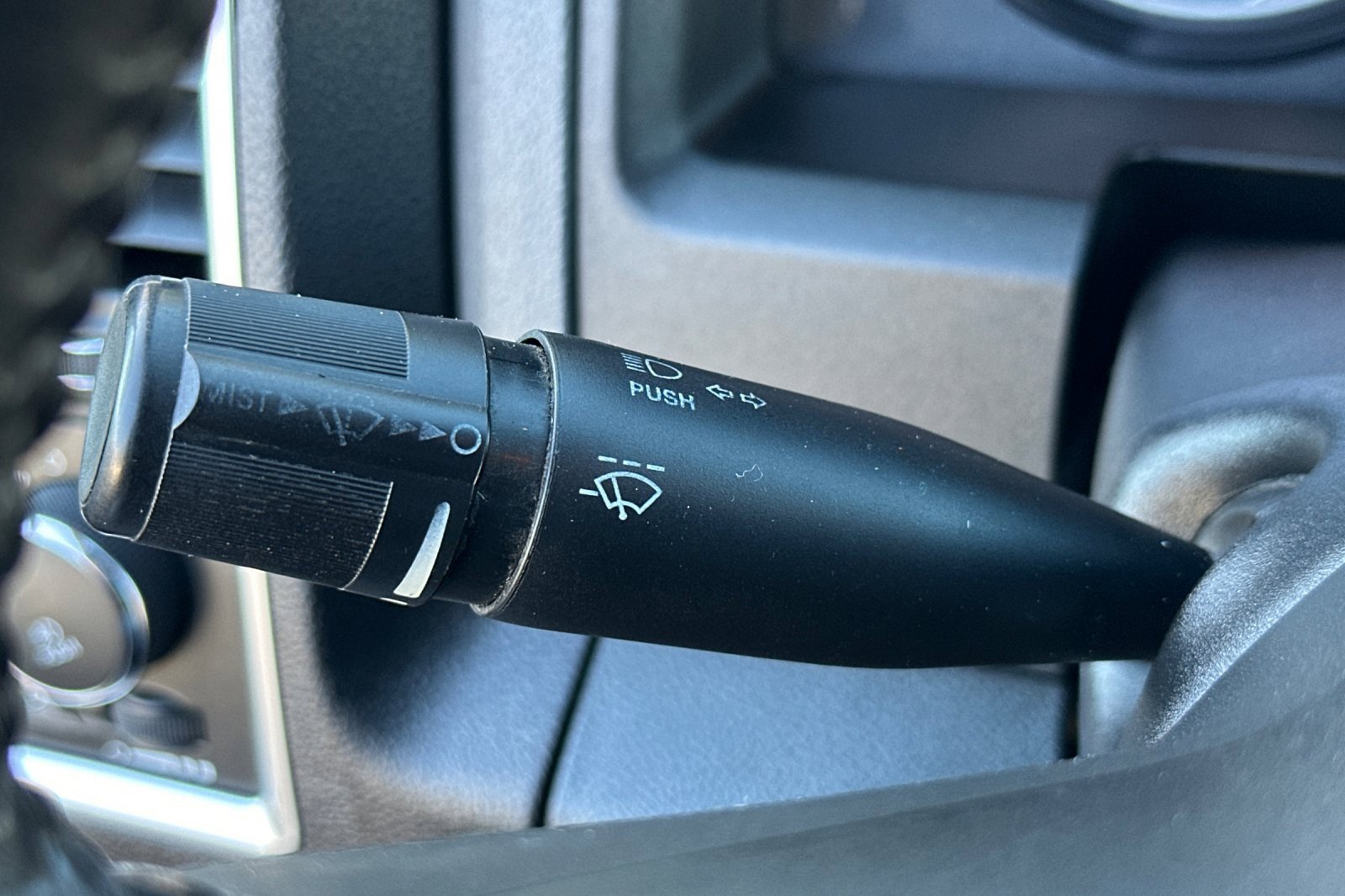 Used 2015 RAM 3500 Big Horn image 30