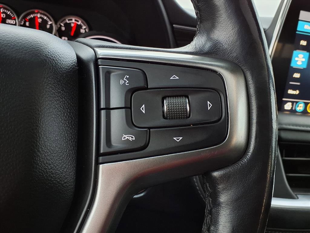 Used 2021 Chevrolet Suburban LT w/ LT Signature Package image 21