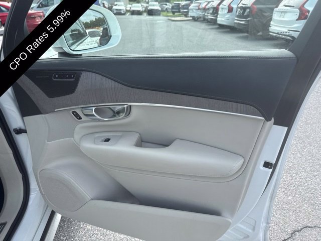 Certified 2025 Volvo XC90 T8 Ultra w/ Protection Package Premier AWD/4WD image 4