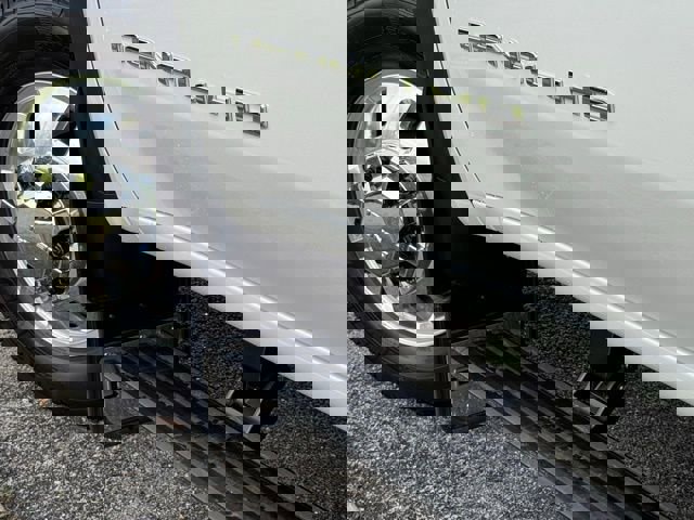 Used 2025 GMC Sierra 3500 Denali w/ Denali Reserve Package image 16