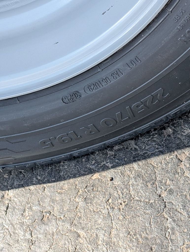 New 2026 Ford F550 4x4 Regular Cab Super Duty image 17