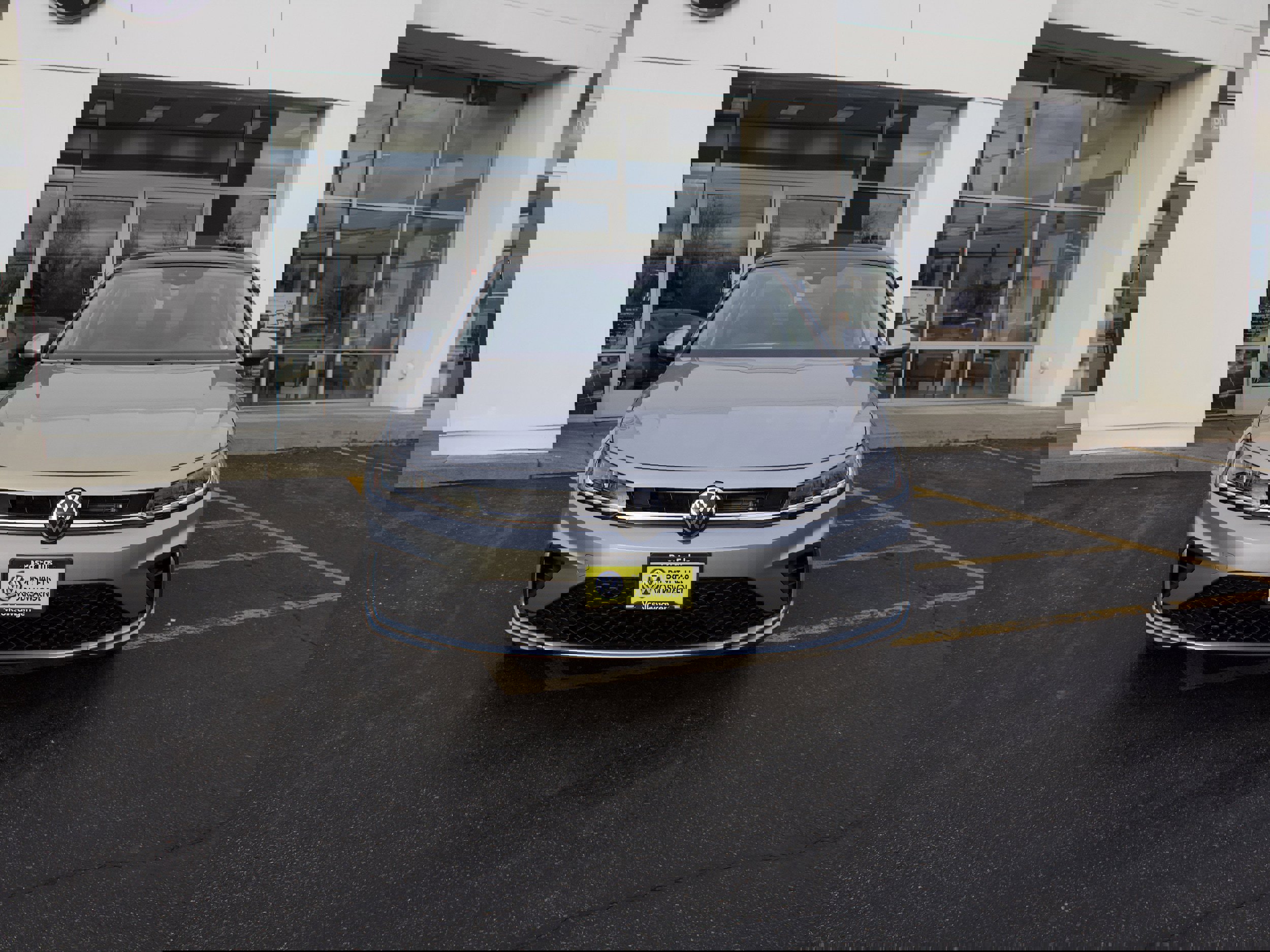 New 2026 Volkswagen Jetta SE image 2