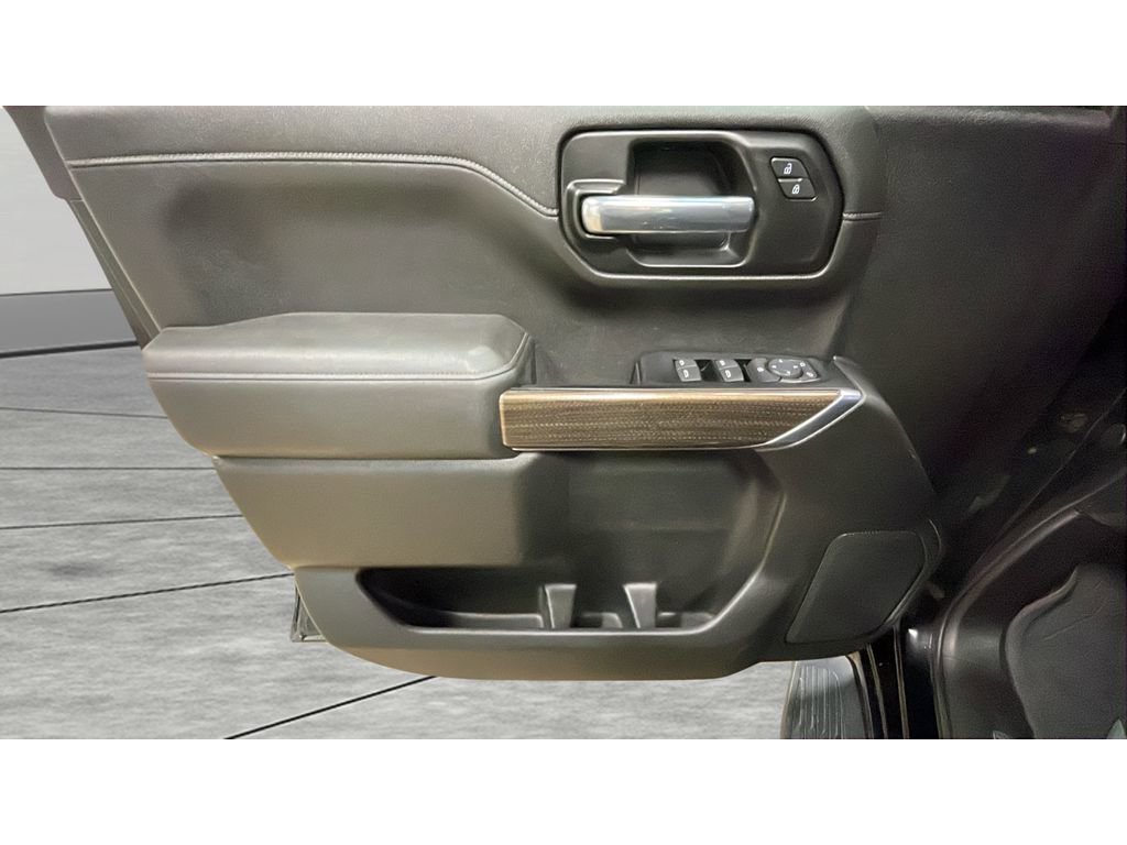 Used 2019 Chevrolet Silverado 1500 LT w/ All-Star Edition image 9