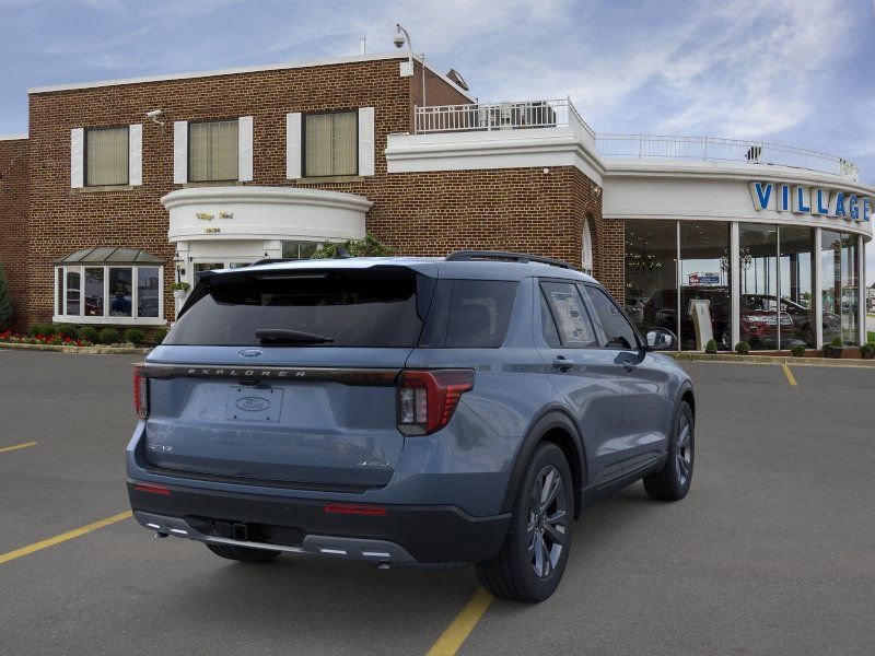 New 2026 Ford Explorer Active w/ Active Comfort Package AWD/4WD image 8