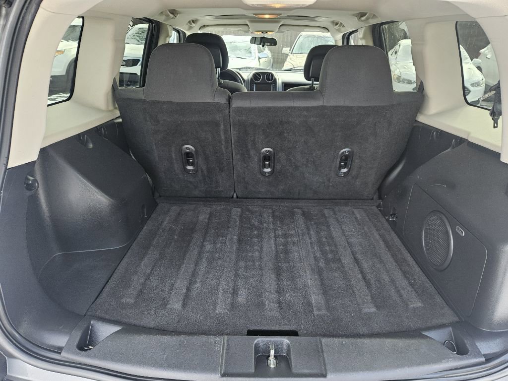 Used 2013 Jeep Patriot Latitude w/ Sun/Sound Group image 16