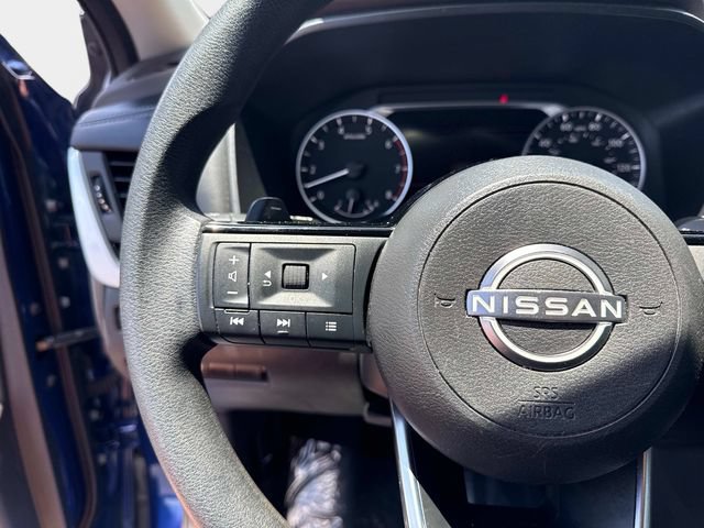 Used 2023 Nissan Rogue SV AWD/4WD image 28