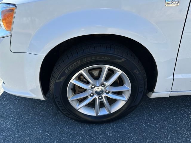 Used 2019 Dodge Grand Caravan SE image 27