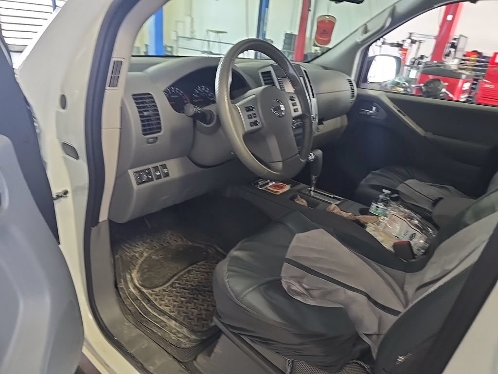 Used 2019 Nissan Frontier SV w/ Value Truck Package AWD/4WD image 6