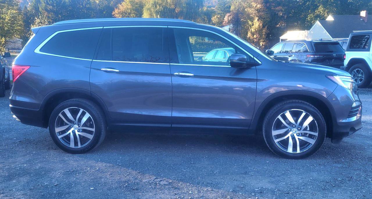 Used 2017 Honda Pilot Elite image 9