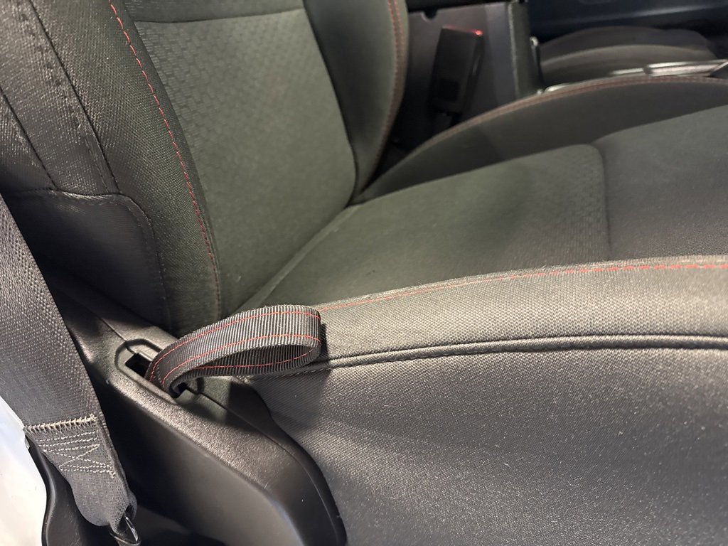 Used 2022 Jeep Wrangler Unlimited Rubicon w/ Xtreme Recon 35" Tire Package image 33