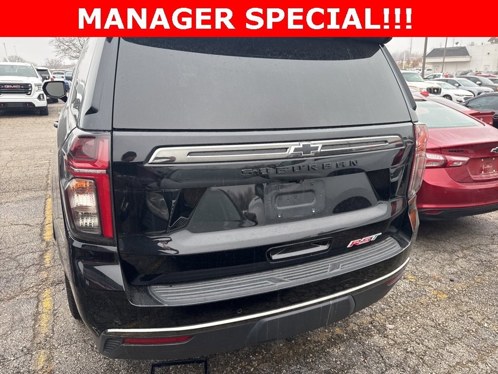 Used 2022 Chevrolet Suburban RST image 7