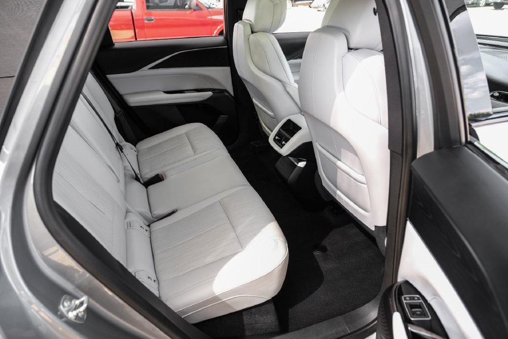 Used 2024 Cadillac Lyriq Luxury w/ LPO, Floor Liner Package RWD image 35