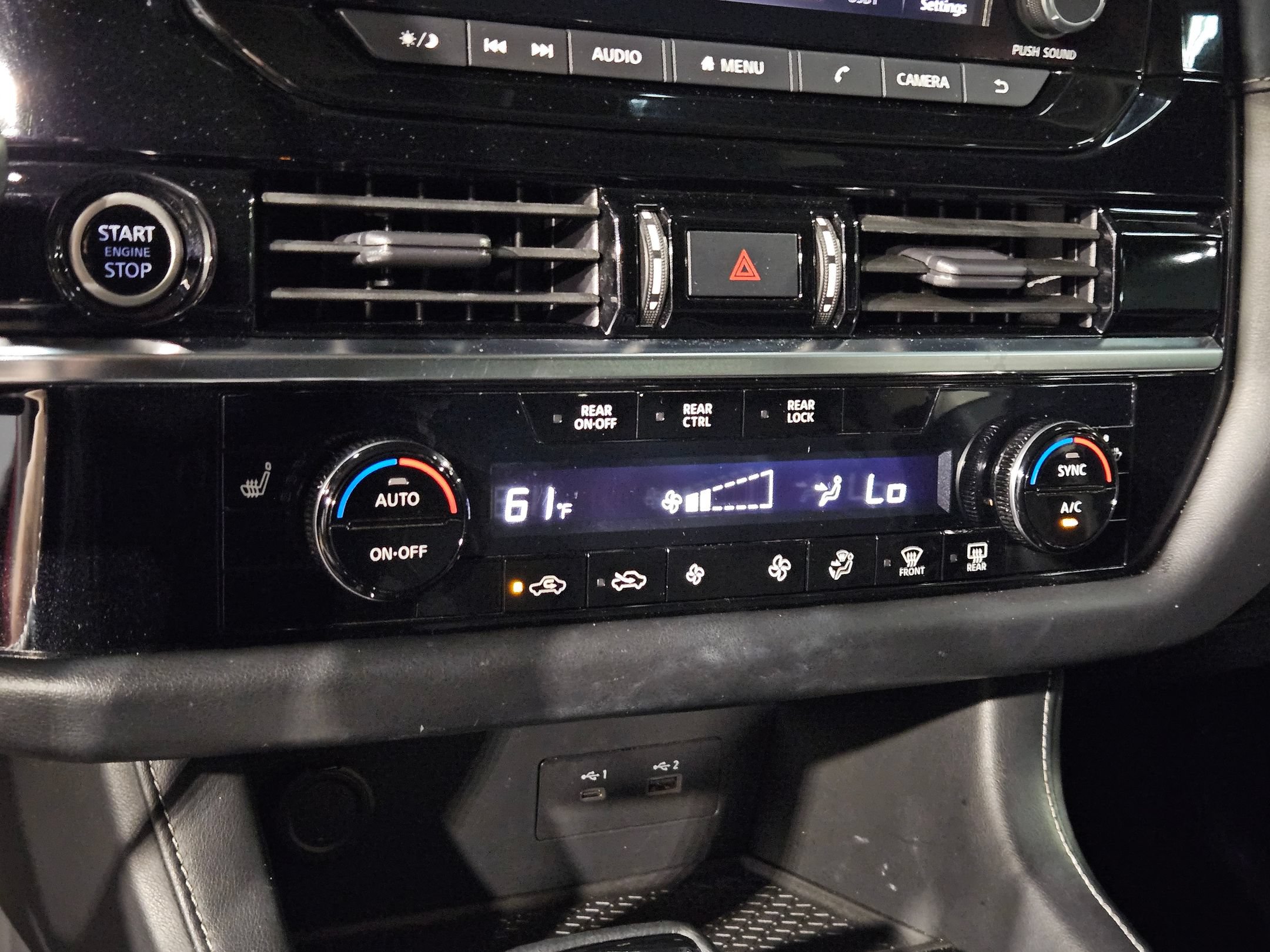 Used 2023 Nissan Pathfinder SV AWD/4WD image 31