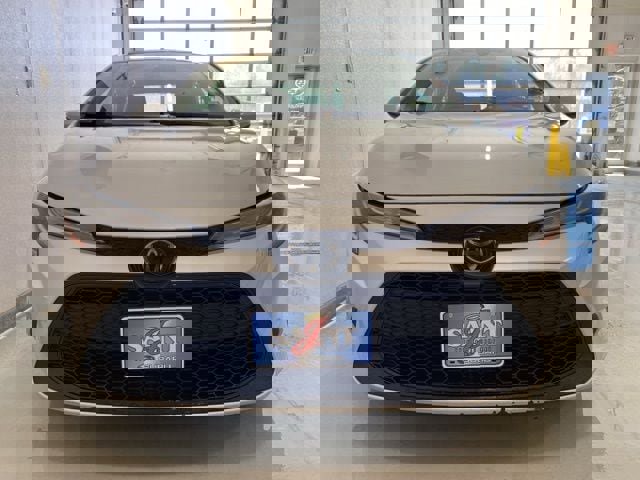 Used 2022 Toyota Corolla LE image 4