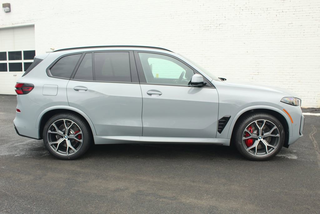 New 2026 BMW X5 xDrive50e w/ M Sport Package image 10