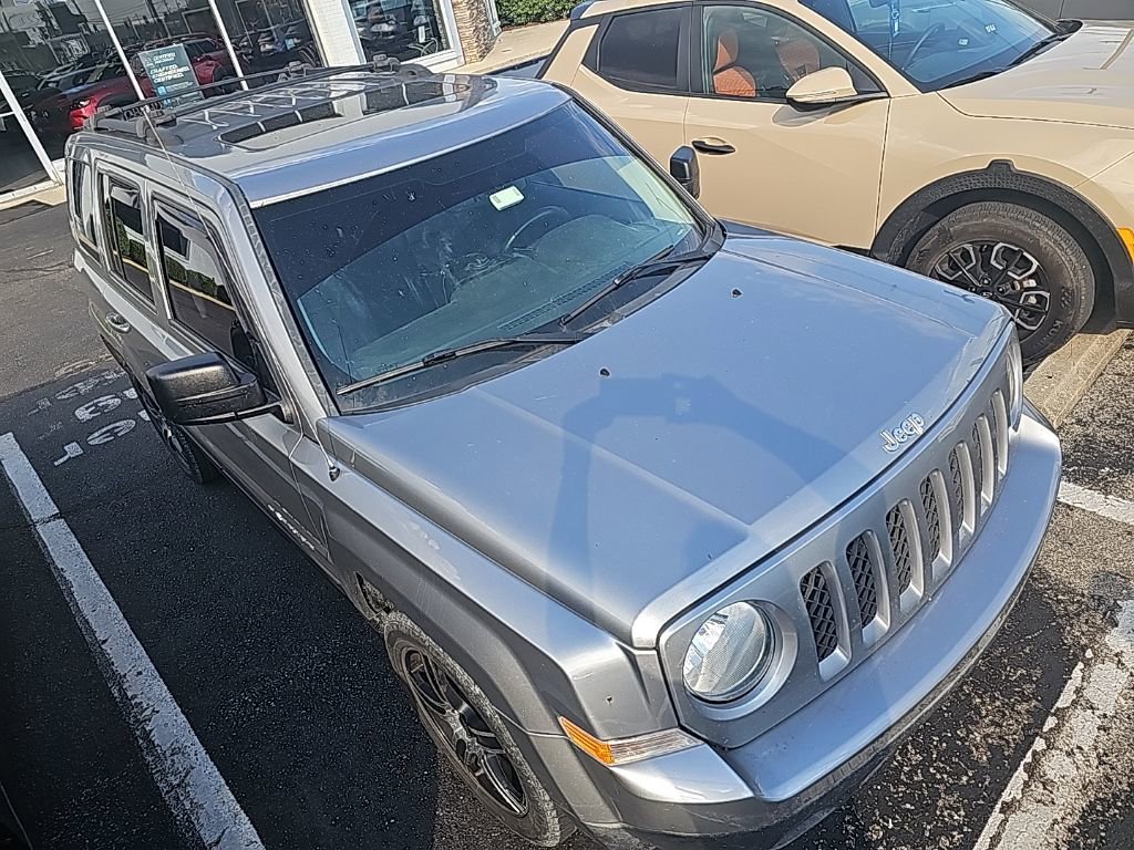 Used 2015 Jeep Patriot High Altitude image 4