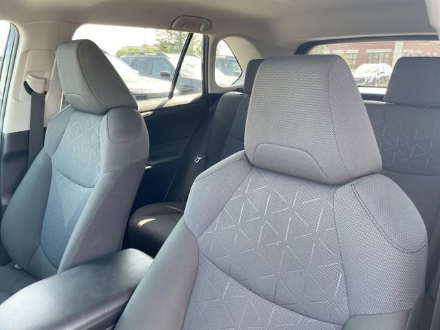 Used 2022 Toyota RAV4 XLE image 13