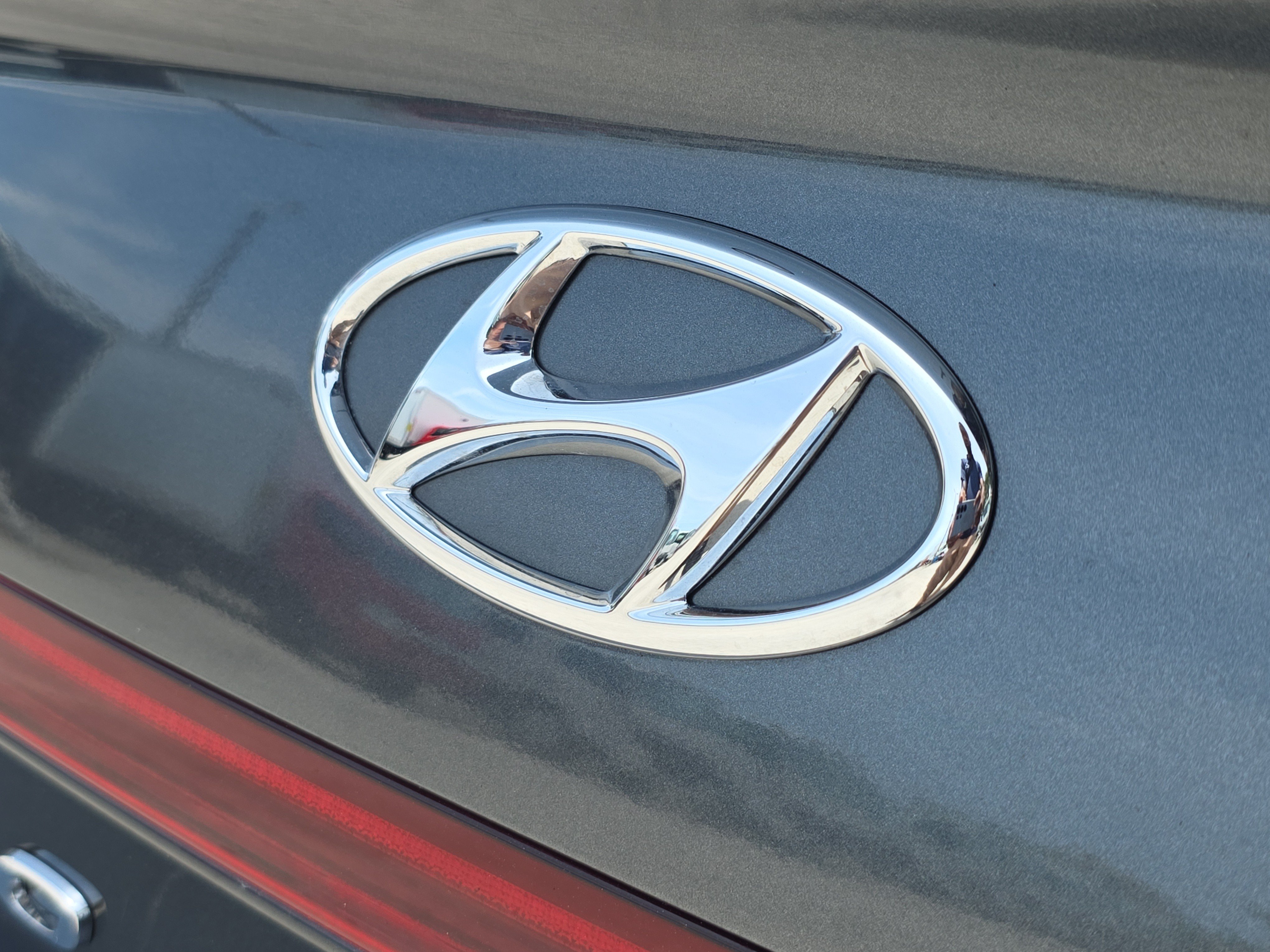 Used 2023 Hyundai Sonata Limited FWD image 9