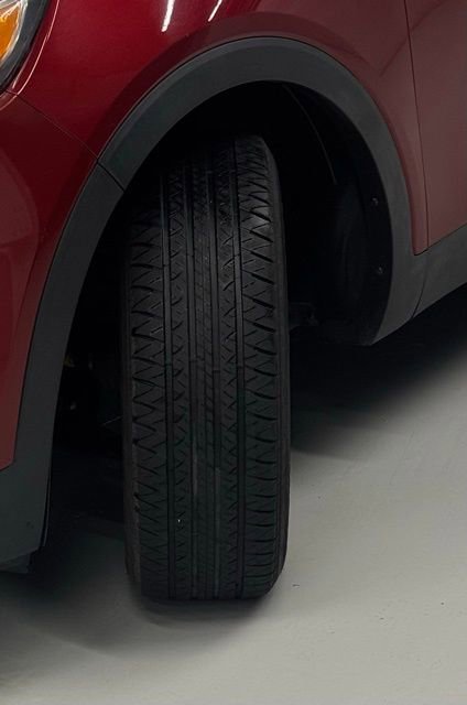 Used 2017 Kia Sorento LX image 23